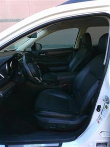 2018 Subaru Outback 3.6R Limited   - Photo 12 - Mesa, AZ 85202