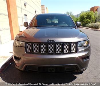 2021 Jeep Grand Cherokee Laredo X - Photo 2 - Mesa, AZ 85202