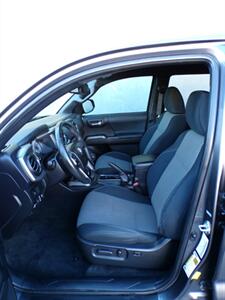 2021 Toyota Tacoma TRD Off-Road   - Photo 15 - Mesa, AZ 85202