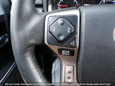 2020 Toyota 4Runner SR5 4X4 - Photo 32 - Mesa, AZ 85202