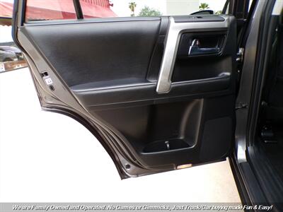 2020 Toyota 4Runner SR5 4X4 - Photo 17 - Mesa, AZ 85202