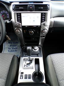 2020 Toyota 4Runner SR5 4X4 - Photo 31 - Mesa, AZ 85202