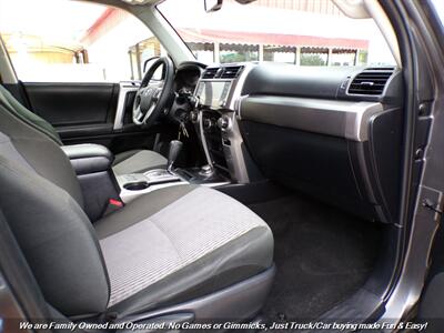 2020 Toyota 4Runner SR5 4X4 - Photo 28 - Mesa, AZ 85202