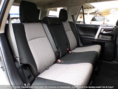 2020 Toyota 4Runner SR5 4X4 - Photo 22 - Mesa, AZ 85202