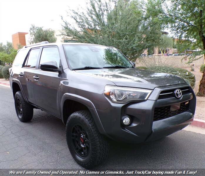 2020 Toyota 4Runner SR5 4X4   - Photo 1 - Mesa, AZ 85202