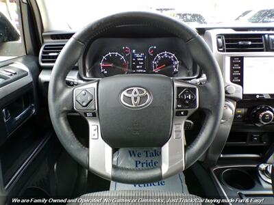 2020 Toyota 4Runner SR5 4X4 - Photo 12 - Mesa, AZ 85202