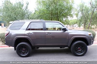 2020 Toyota 4Runner SR5 4X4 - Photo 8 - Mesa, AZ 85202