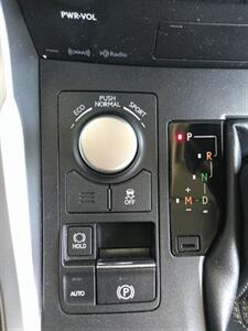 2016 Lexus NX200t   - Photo 43 - Mesa, AZ 85202