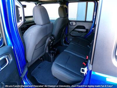 2018 Jeep Wrangler Unlimited Sahara   - Photo 16 - Mesa, AZ 85202