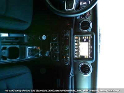 2018 Jeep Wrangler Unlimited Sahara   - Photo 31 - Mesa, AZ 85202