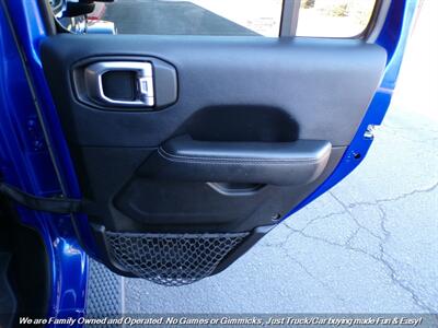 2018 Jeep Wrangler Unlimited Sahara   - Photo 22 - Mesa, AZ 85202