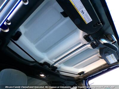 2018 Jeep Wrangler Unlimited Sahara   - Photo 39 - Mesa, AZ 85202