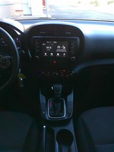 2020 Kia Soul LX - Photo 32 - Mesa, AZ 85202
