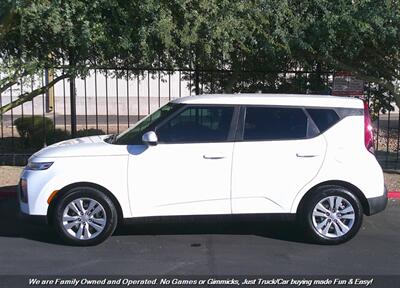 2020 Kia Soul LX - Photo 8 - Mesa, AZ 85202