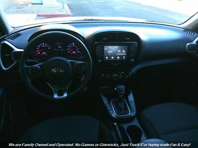 2020 Kia Soul LX - Photo 31 - Mesa, AZ 85202