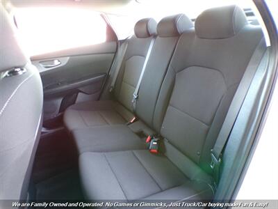 2021 Kia Forte LXS - Photo 19 - Mesa, AZ 85202