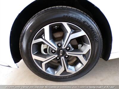 2021 Kia Forte LXS - Photo 33 - Mesa, AZ 85202