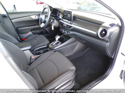 2021 Kia Forte LXS - Photo 26 - Mesa, AZ 85202