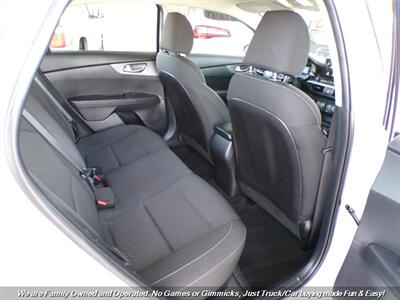 2021 Kia Forte LXS - Photo 22 - Mesa, AZ 85202