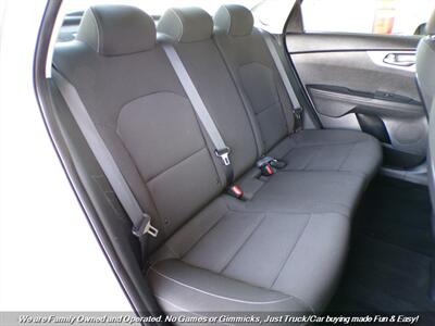 2021 Kia Forte LXS - Photo 20 - Mesa, AZ 85202