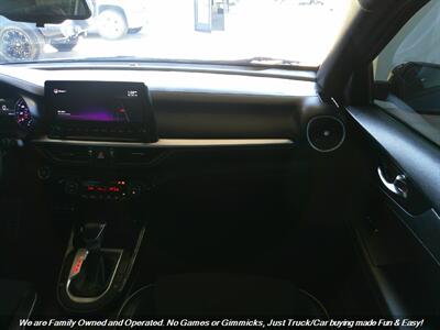 2022 Kia Forte GT-Line   - Photo 30 - Mesa, AZ 85202