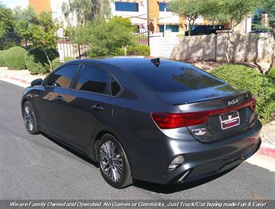 2022 Kia Forte GT-Line   - Photo 8 - Mesa, AZ 85202