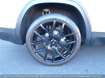 2018 Volkswagen Atlas V6 SE   - Photo 48 - Mesa, AZ 85202