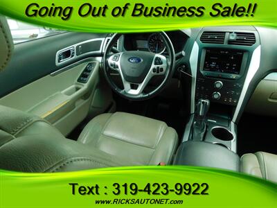 2013 Ford Explorer XLT   - Photo 8 - Cedar Rapids, IA 52402