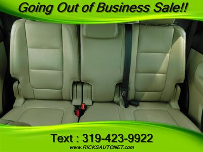 2013 Ford Explorer XLT   - Photo 12 - Cedar Rapids, IA 52402