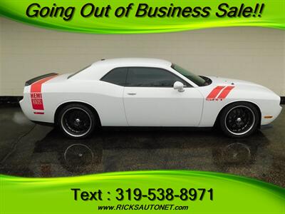 2014 Dodge Challenger SRT8 Core   - Photo 9 - Cedar Rapids, IA 52402