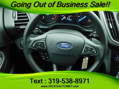 2018 Ford Escape SE   - Photo 15 - Cedar Rapids, IA 52402