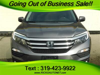 2017 Honda Pilot Elite   - Photo 3 - Cedar Rapids, IA 52402