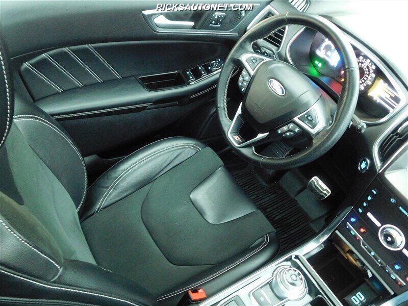 2019 Ford Edge ST - Photo 9