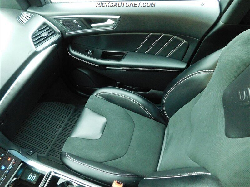 2019 Ford Edge ST - Photo 10