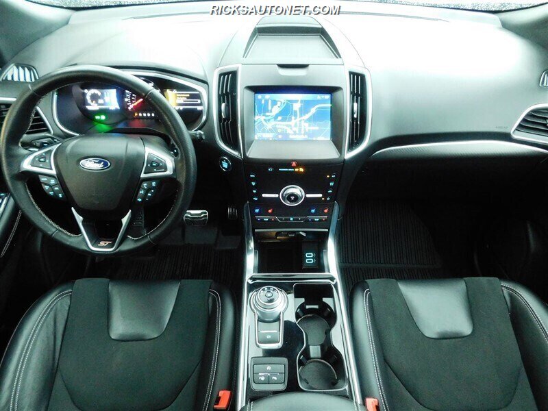 2019 Ford Edge ST - Photo 7