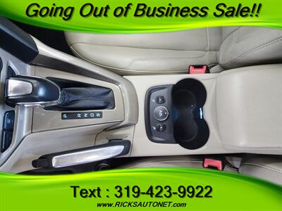 2012 Ford Focus SEL   - Photo 10 - Cedar Rapids, IA 52402