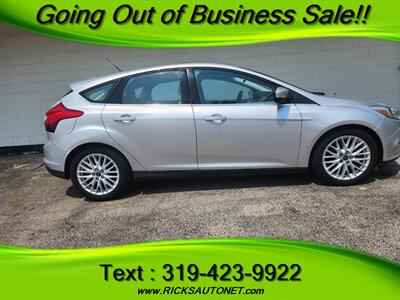 2012 Ford Focus SEL   - Photo 4 - Cedar Rapids, IA 52402