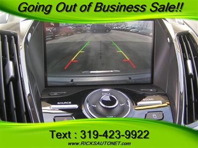 2018 Ford Escape SEL  AWD - Photo 13 - Cedar Rapids, IA 52402