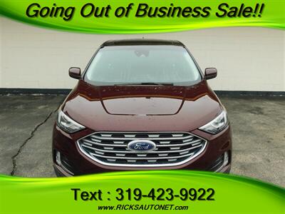 2021 Ford Edge SEL   - Photo 3 - Cedar Rapids, IA 52402