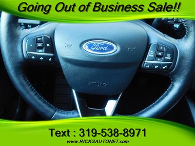 2020 Ford Escape SEL  AWD - Photo 13 - Cedar Rapids, IA 52402