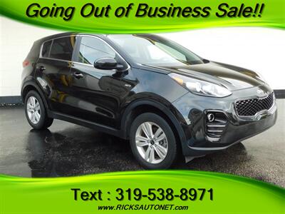 2017 Kia Sportage LX  4x4 - Photo 4 - Cedar Rapids, IA 52402