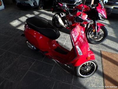 2022 vespa Primavera Spri/nt 50   - Photo 3 - Woodbridge, ON L4L 8L6