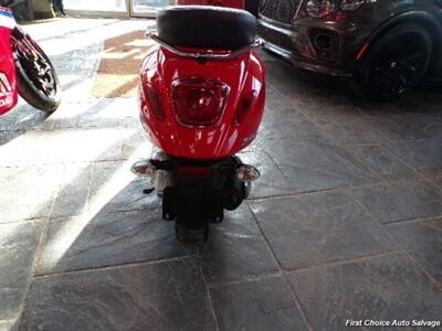 2022 vespa Primavera Spri/nt 50   - Photo 7 - Woodbridge, ON L4L 8L6