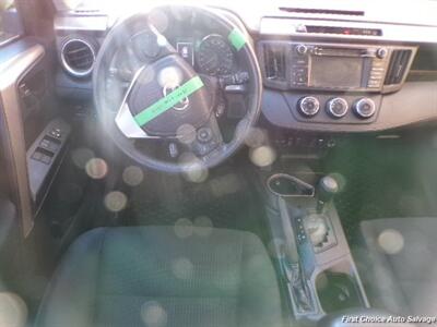 2018 Toyota RAV4 LE   - Photo 12 - Woodbridge, ON L4L 8L6