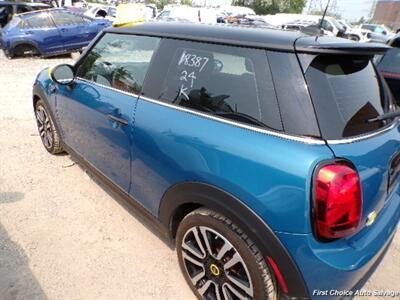 2024 MINI Cooper 3-door SE   - Photo 6 - Woodbridge, ON L4L 8L6