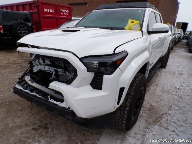 2024 Toyota Tacoma   - Photo 1 - Woodbridge, ON L4L 8L6