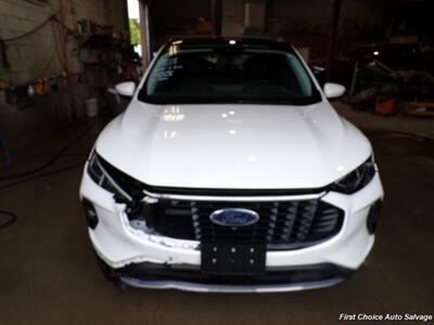 2024 Ford Escape Platinum   - Photo 2 - Woodbridge, ON L4L 8L6