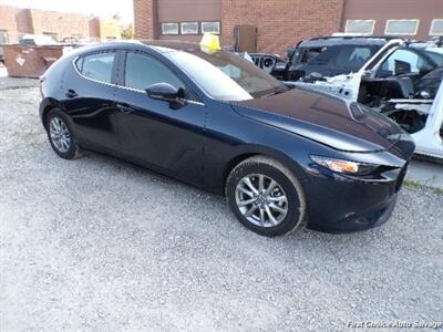2025 Mazda Mazda3 Hatchback - Photo 3 - Woodbridge, ON L4L 8L6