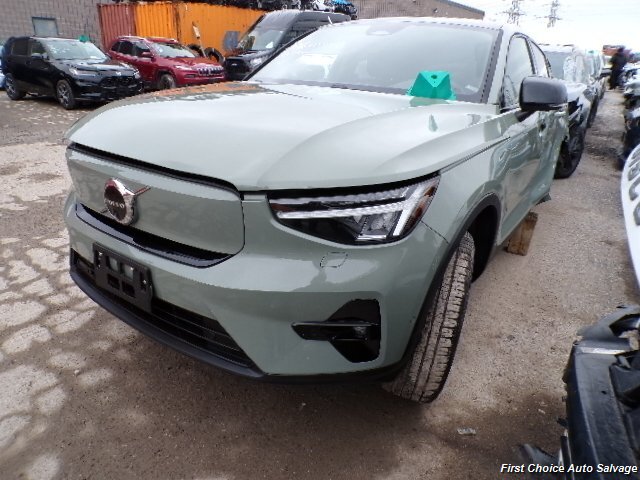 2024 Volvo C40 Recharge   - Photo 1 - Woodbridge, ON L4L 8L6