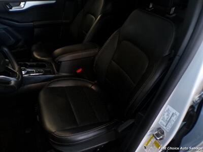 2025 Ford Escape Platinum   - Photo 9 - Woodbridge, ON L4L 8L6
